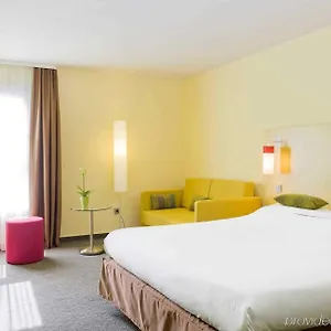 Ibis Styles Centre Port Hotel Nice