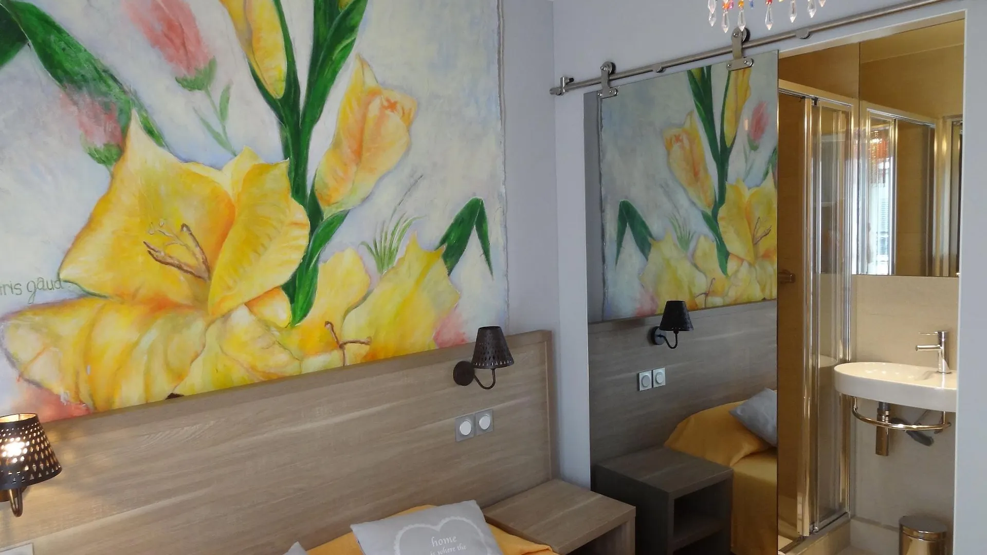 Amélie Hotel París 2*,